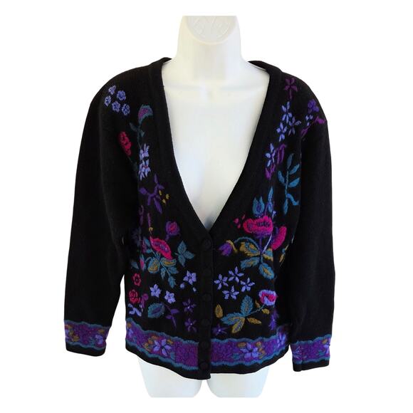 L.L. Bean Vintage Wool Floral Embroidered Cardigan Sweater M Boho Folk Art Style - Picture 2 of 7